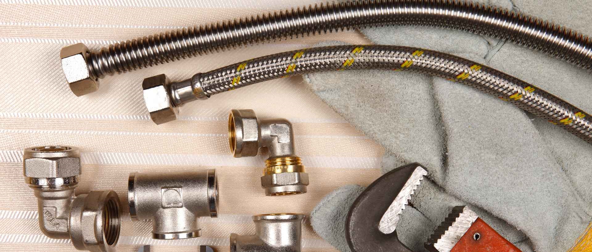 Emergency plumbers TW10